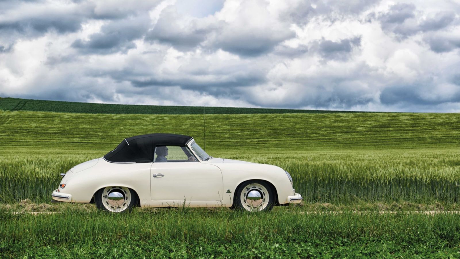 Modèle Réduit Porsche 356 Cabriolet 1950 Rouge 1:18 - Signature Modèle Réduit Porsche 356 Cabriolet 1950 Rouge 1:18 - Signature